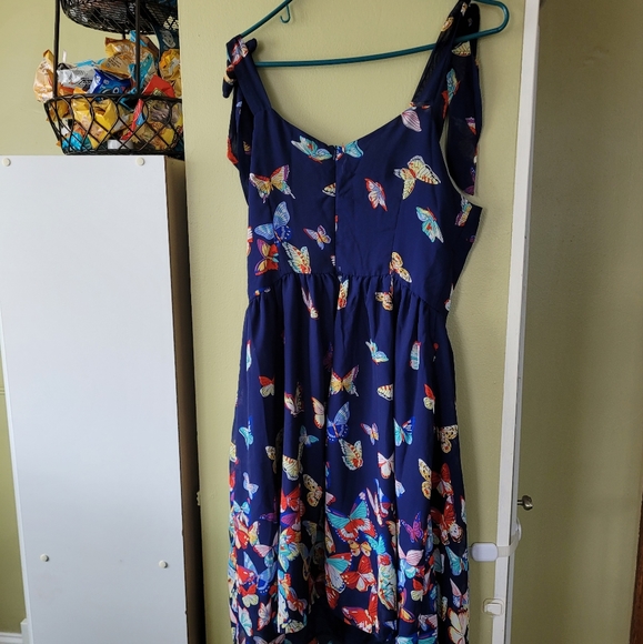 Butterfly Dress - Picture 5 of 5